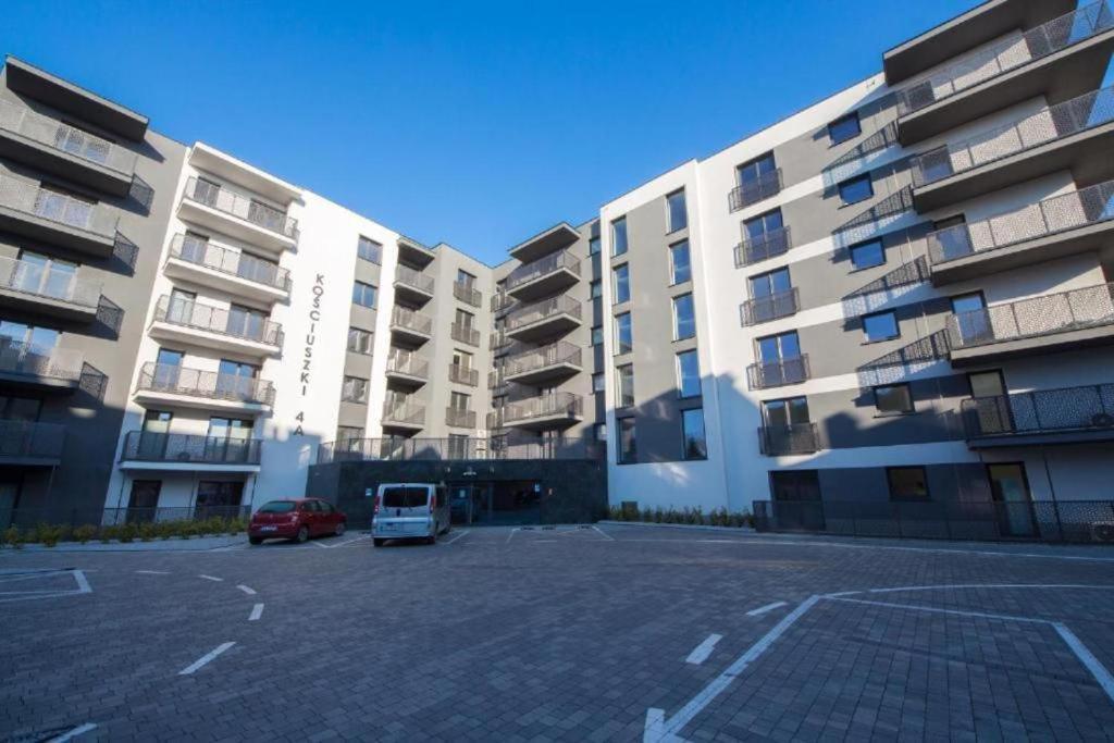 Apartament 33 Park City Ostrow Wielkopolski Exterior photo