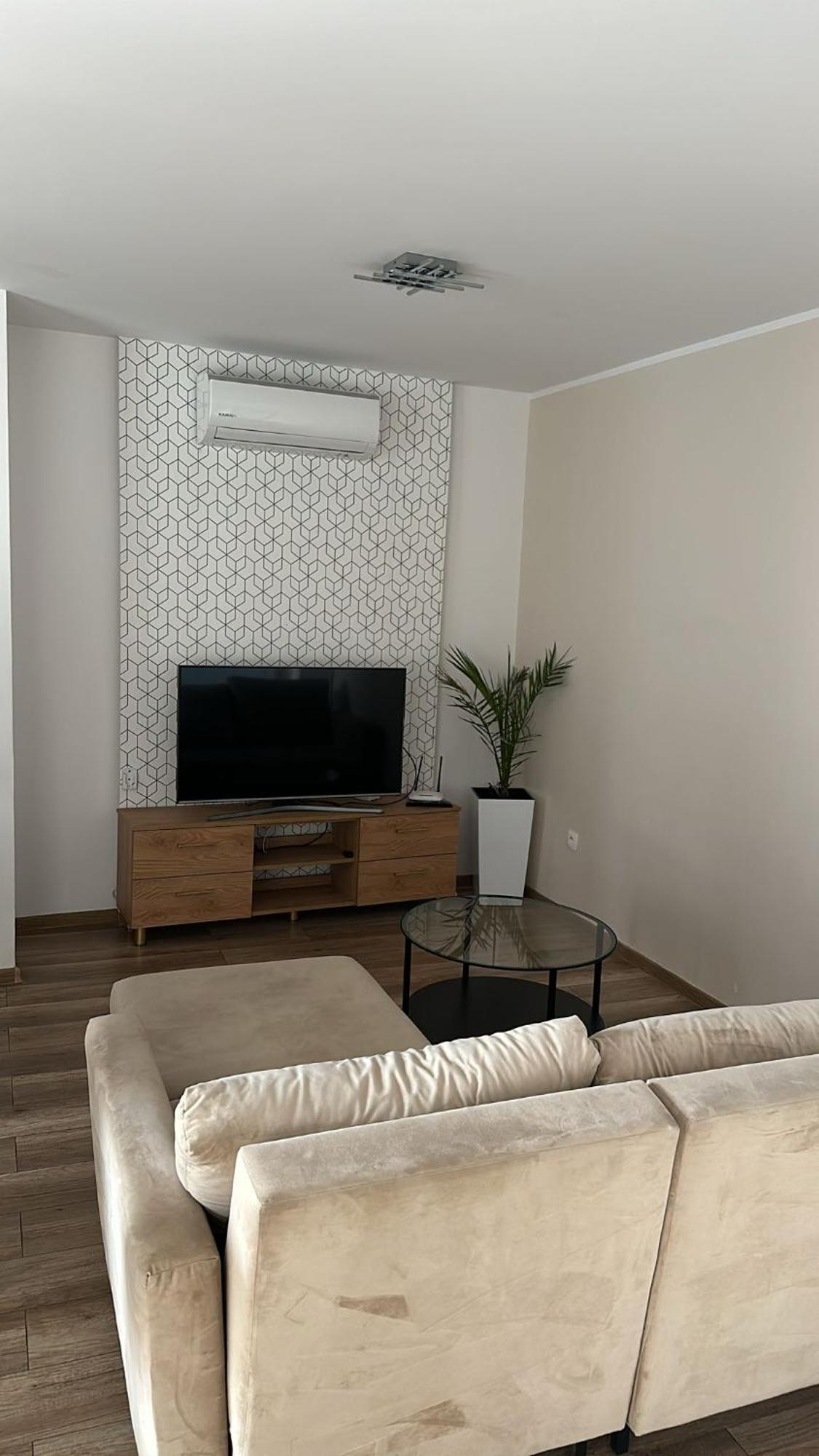 Apartament 33 Park City Ostrow Wielkopolski Exterior photo